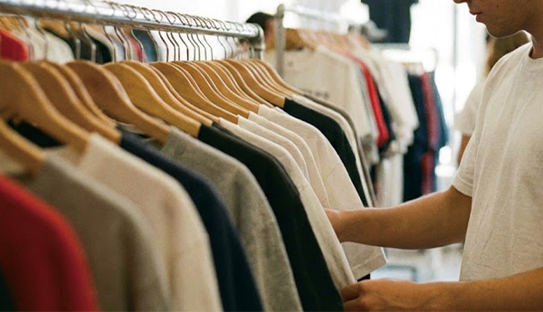 “展示品試着可能”